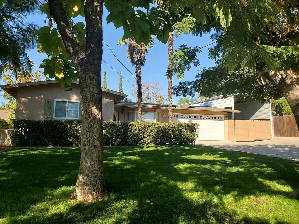 Front of house from Avenue B