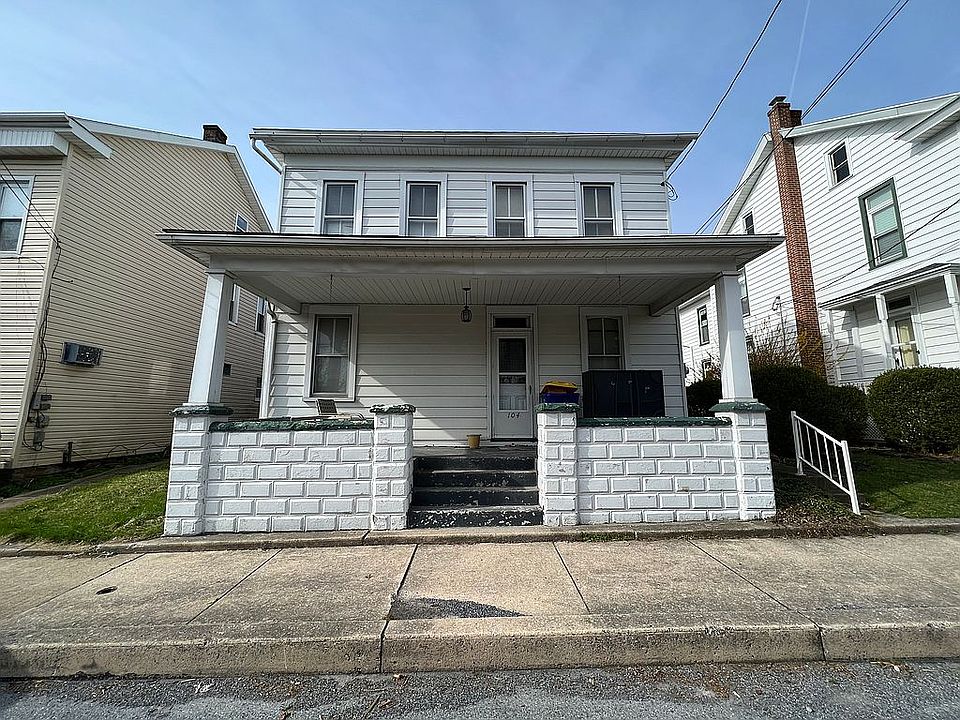 1st image of 104 E Main St