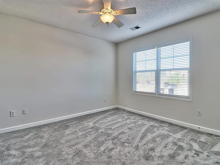 604 Heathrow Dr #1102 — Photo 25