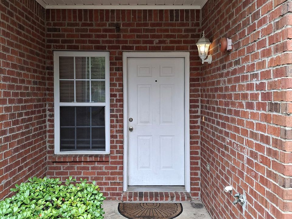 1st image of 113 Tooke St