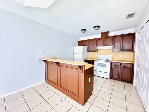 1409 Prosperity Dr #2, Edinburg, TX 78541