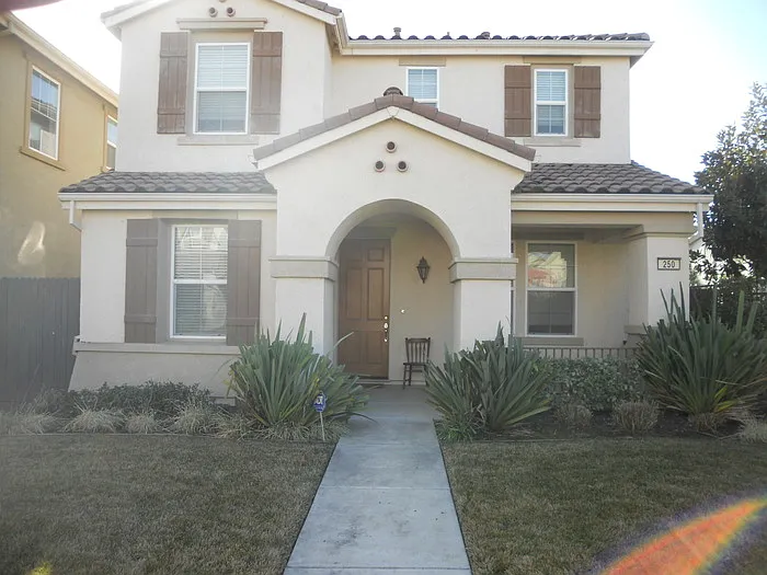 250 Wapello Cir photo 1