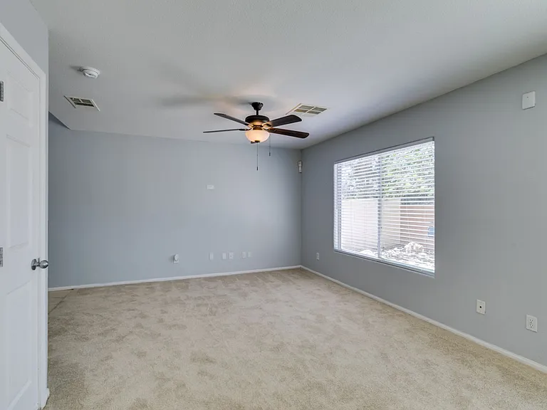 8433 Spencer Canyon St — Photo 11