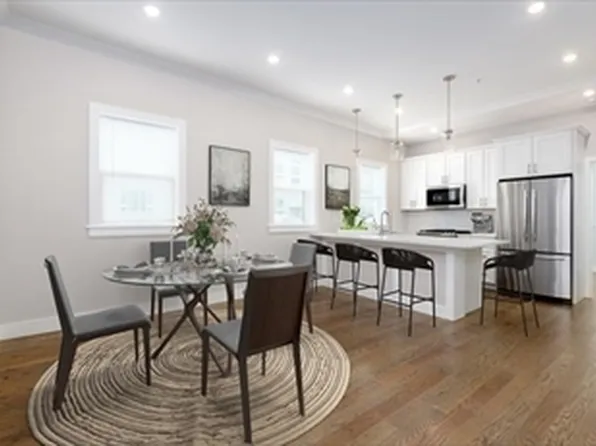 70 Gore St #1, Cambridge, MA 02141