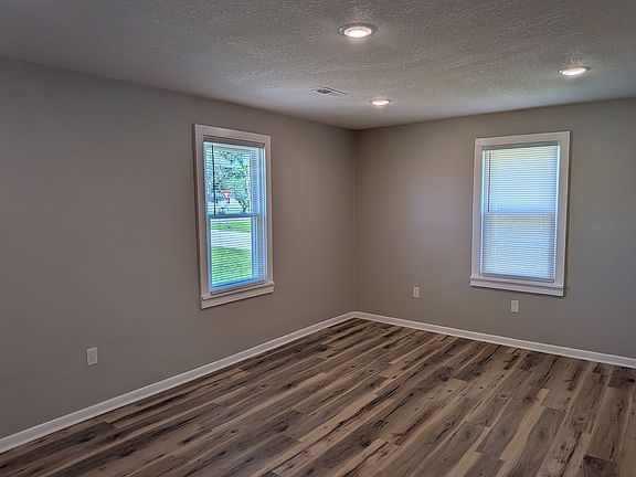 3rd image of 4408 Rice Rd