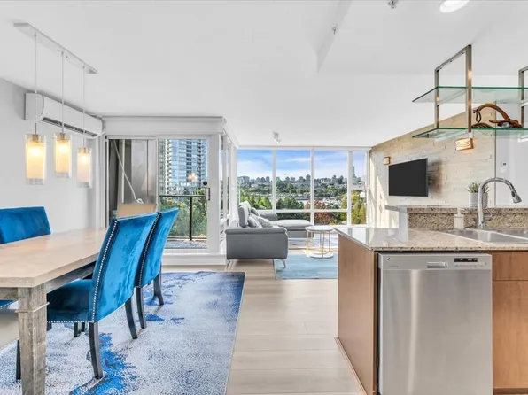 583 Beach Cres #705, Vancouver, BC V6Z 3E6