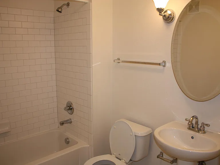 2nd Bathroom