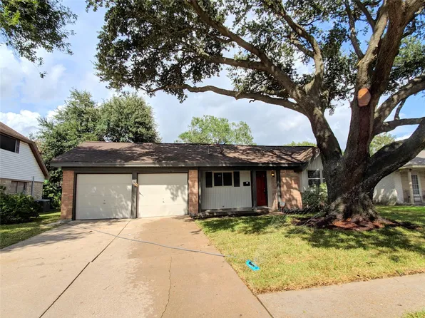 4805 Crepe Myrtle Ln, Pasadena, TX 77505