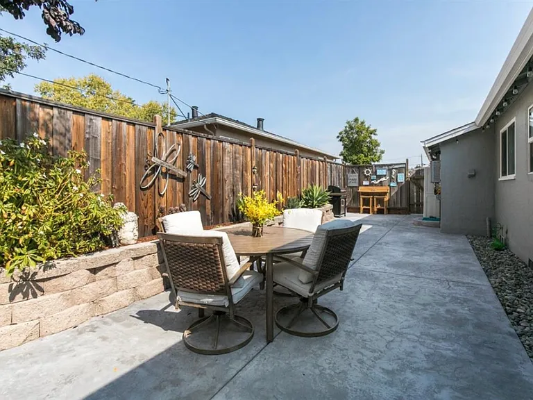 625 Marnell Ave — Photo 11