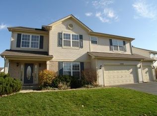 2552 Sagamore Cir, Aurora, IL 60503