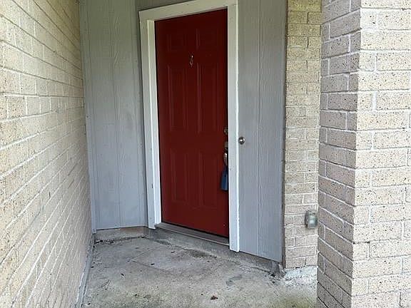 2nd image of 6916 Foxport Ln