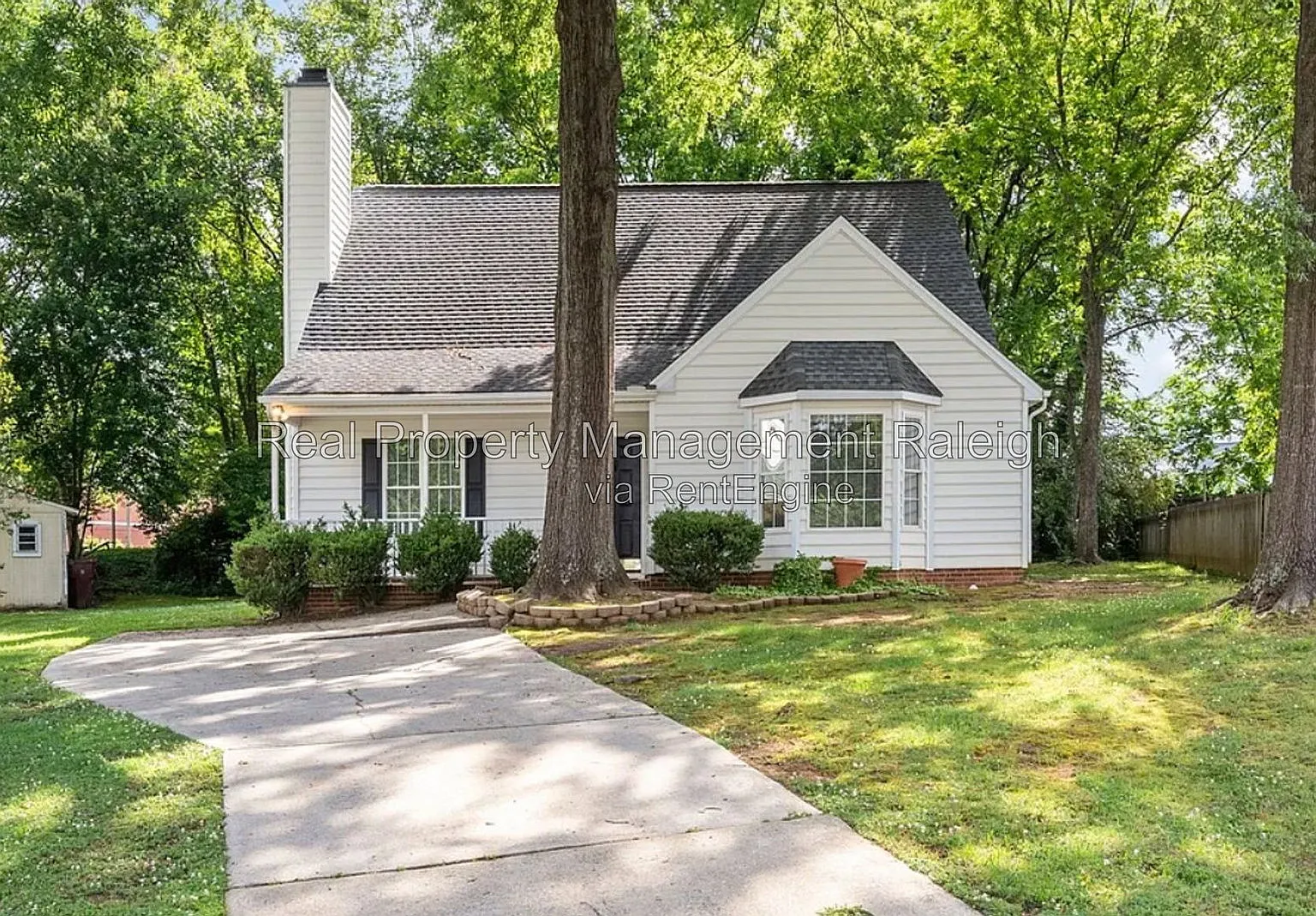 3 bed, 2.0 bath, 1394 sqft, $1,895 — Photo 1