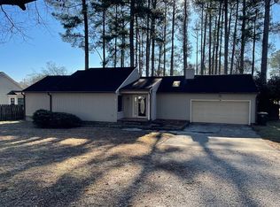 103 Chestnut Ct, Yorktown, VA 23692