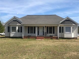 205 Shaw Rd, Honea Path, SC 29654