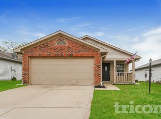1748 Long Lake Dr, Greenwood, IN 46143