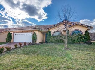 19 Pacifico Dr, Asheville, NC 28806