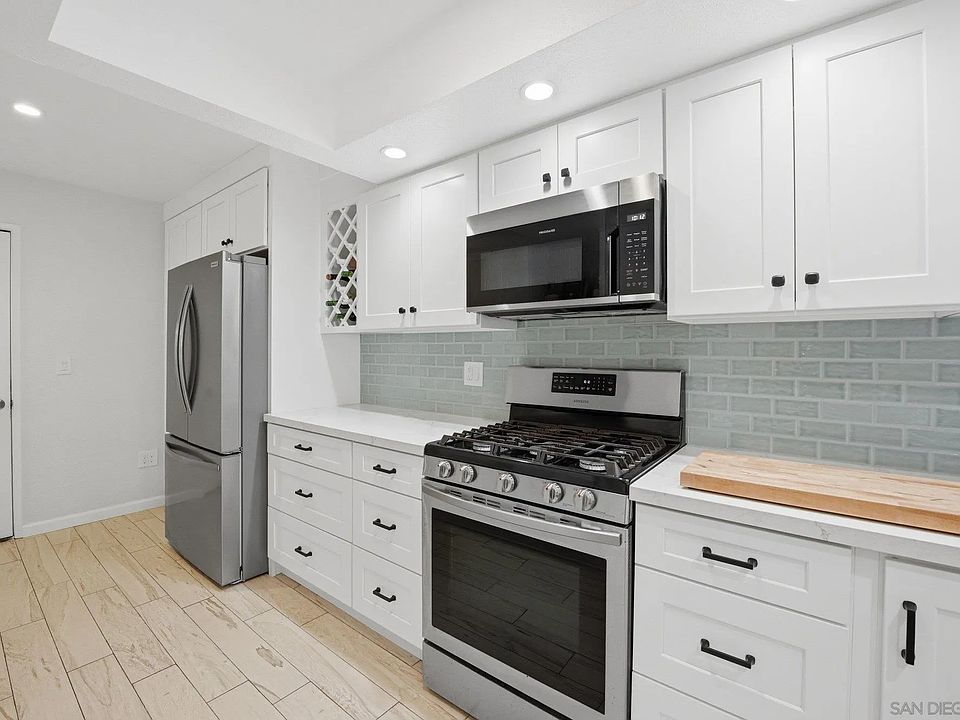 1st image of 2992 Brandon Cir