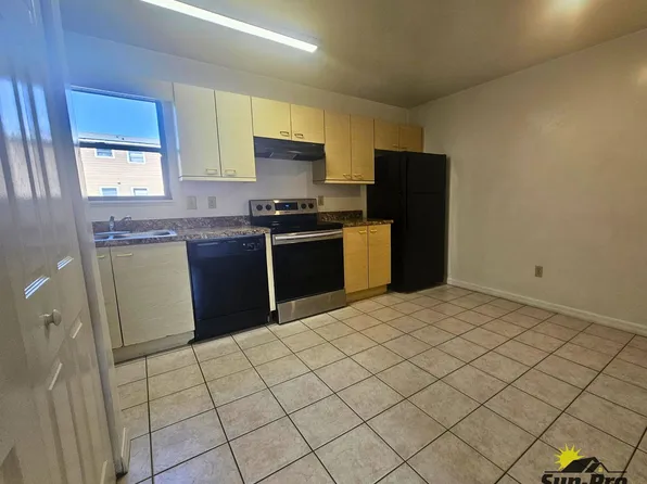 660 8th St, Daytona Beach, FL
