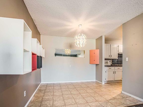 4th image of 304 Gray Dr #304-7021