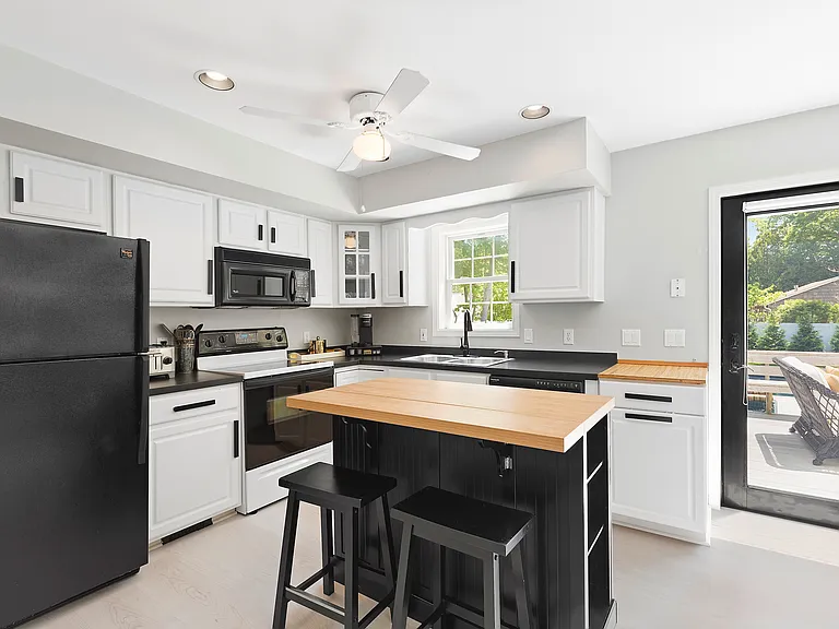 9 White Birch Dr — Photo 7
