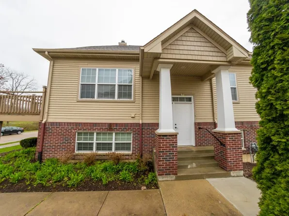 2433 River Oaks Ln Unit 6, Rockford, IL 61102