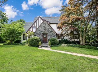 2 Thistle Ln, Rye, NY 10580