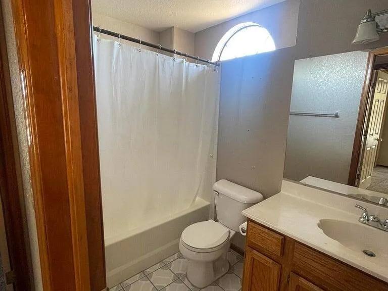 808 Merriman Dr — Photo 15