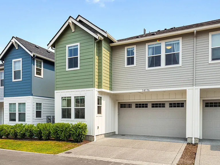 14176 SE 153rd Pl — Photo 3