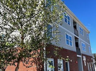 10 Club Connection Blvd #303, Clayton, NC 27527