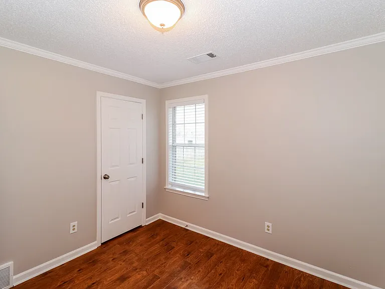 2268 Lake Hill Ct — Photo 13