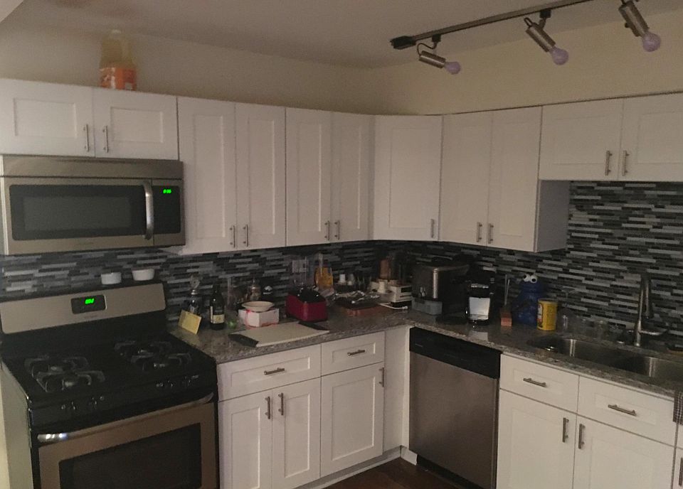 1st image of 3328 N Ashland Ave #B