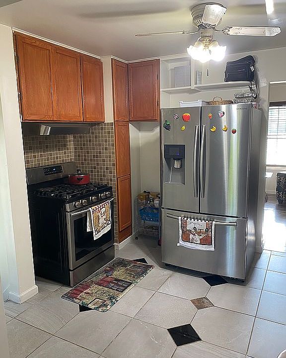 1st image of 1507 Carolina St