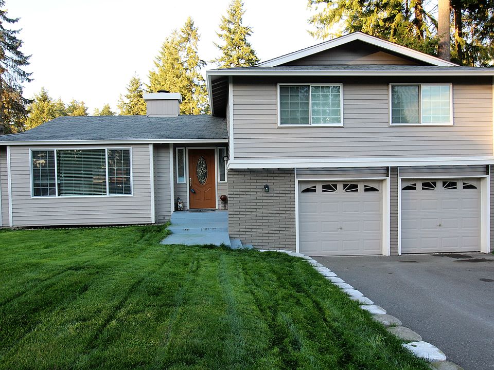 1st image of 3827 SE Conifer Park Dr