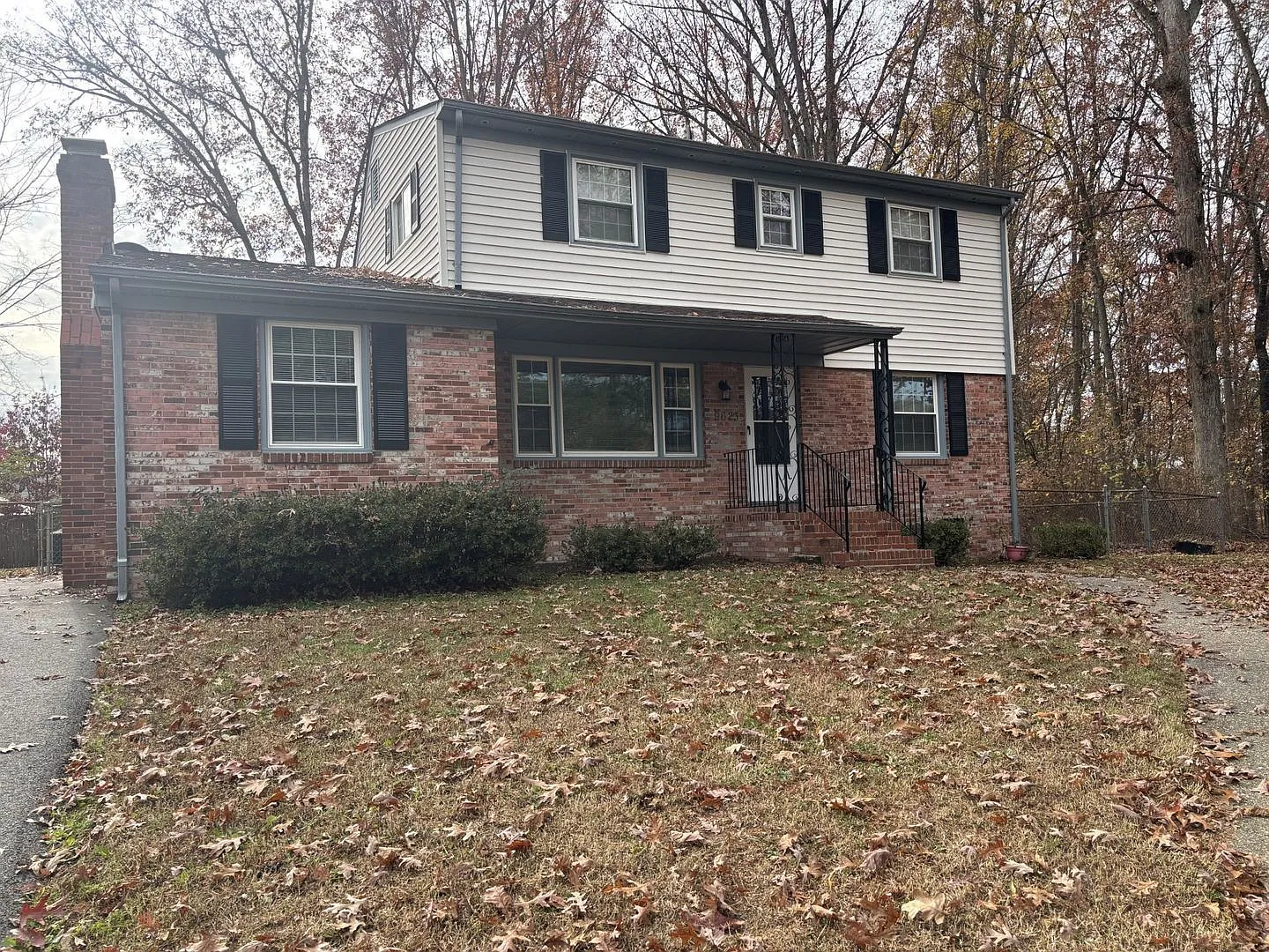 4 bed, 2.5 bath, 2182 sqft, $2,400 — Photo 1