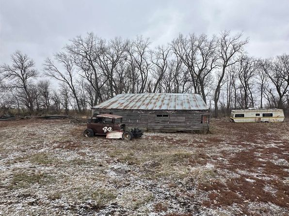 48052 328th St, Elk Point, SD 57025