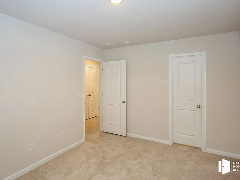 17019 Dragonstone Ct — Photo 7