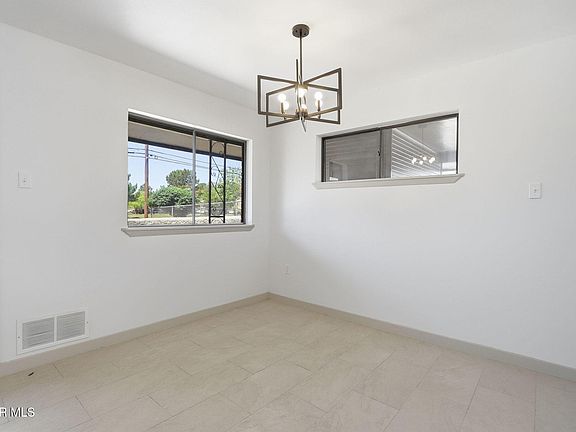 5th image of 3429 Aberdeen St