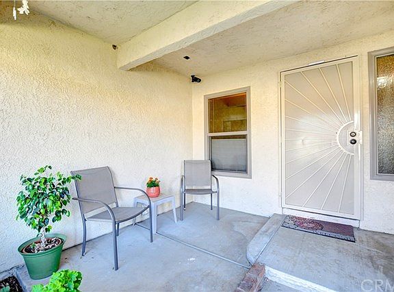 4th image of 26821 Fairleigh Way