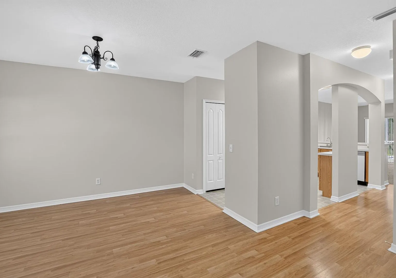 Gated Fishhawk Community! — Photo 3