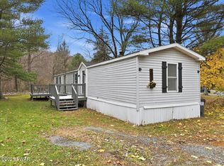 1011 Towpath Rd, Honesdale, PA 18431