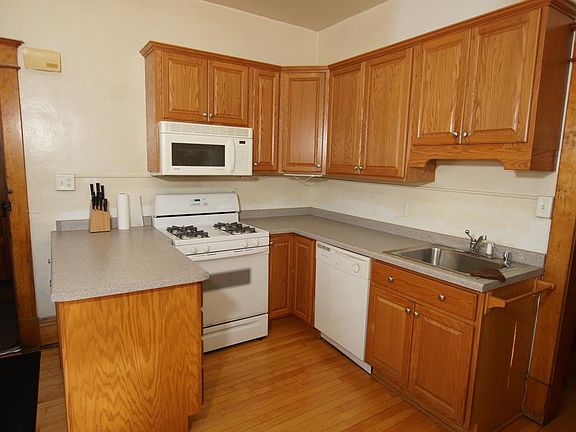 Spacious Kitchen