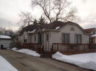 2262 Manatee St, Ferndale, MI 48220