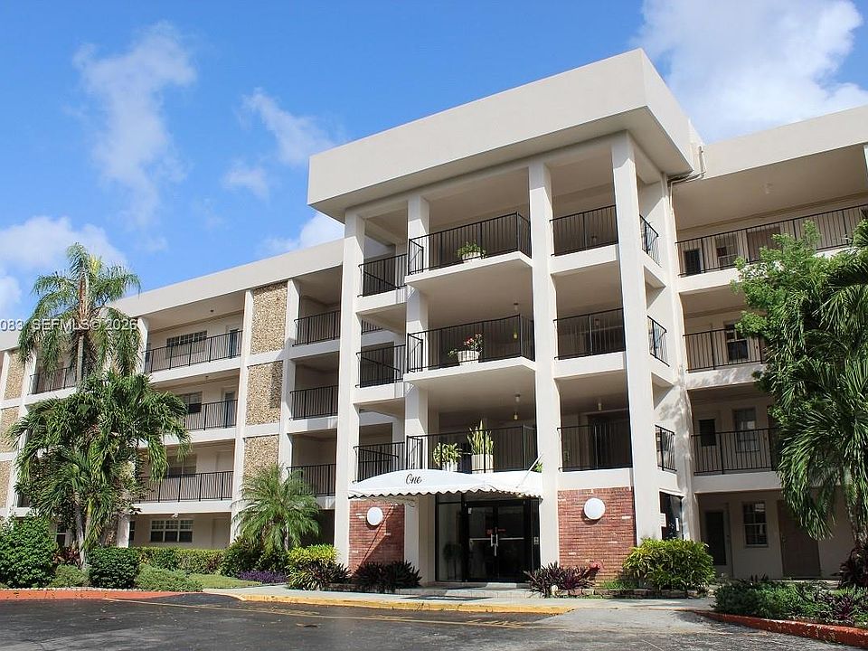 1st image of 2900 N Palm Aire Dr APT 108
