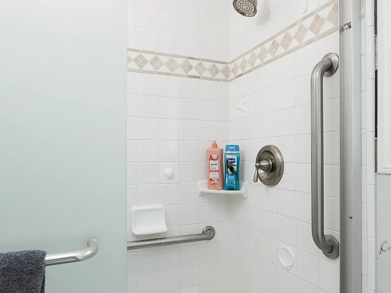9451 Hyannis Port Dr — Photo 18