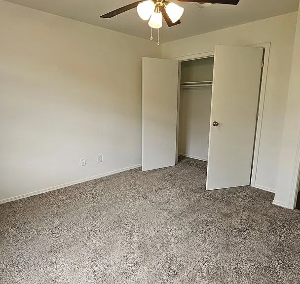 2805 Trailwood Dr — Photo 30