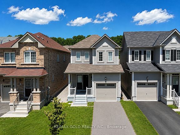 3rd image of 8721 Pawpaw Ln