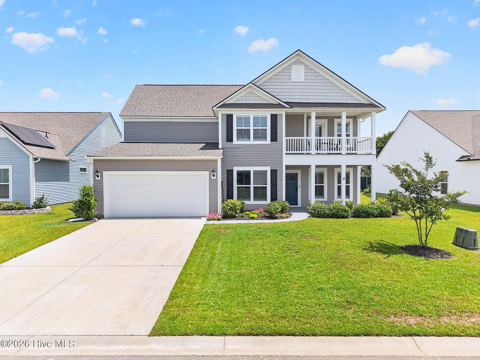 4 bed, 2.5 bath, 3220 sqft, $2,800 — Photo 1