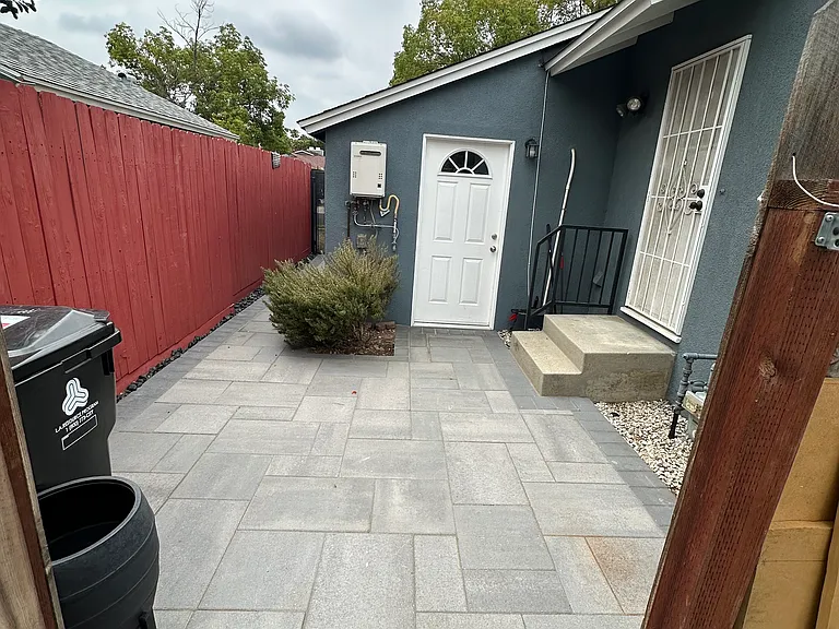 15047 Minnehaha St #ADU — Photo 2