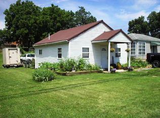 1513 N Delphine Ave, Waynesboro, VA 22980