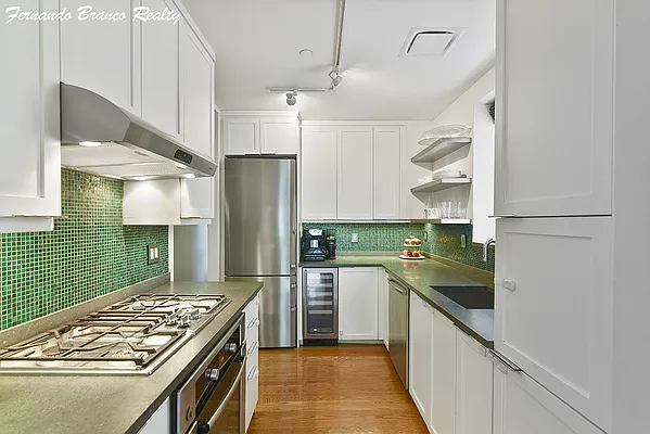 Rented by Fernando Branco Realty LLC | media 19